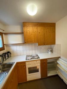 Cucina o angolo cottura di Gasthaus Beverin