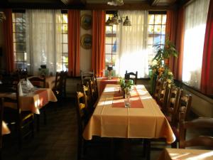 Εστιατόριο ή άλλο μέρος για φαγητό στο Pension Taverne