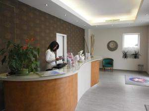 Gallery image of Hôtel Frisia, Beaulieu-sur-Mer in Beaulieu-sur-Mer