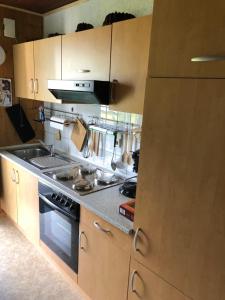 Kuchyň nebo kuchyňský kout v ubytování Ferienwohnung in Dahn
