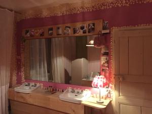 A bathroom at Comptoir d aubrac