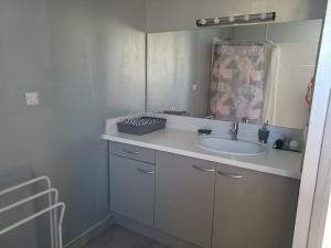 Kuchnia lub aneks kuchenny w obiekcie Reve de garrigues