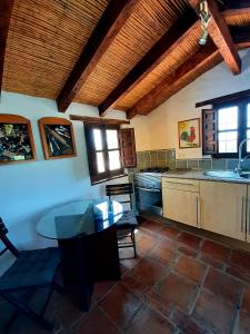 Cuisine ou kitchenette dans l'établissement Attico Los Montes with private pool