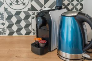 Príslušenstvo na prípravu kávy alebo čaju v ubytovaní Lead Apartment