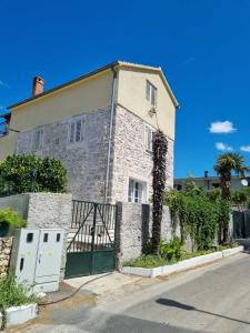 Gallery image of Apartmani Barbaroša in Sveti Filip i Jakov