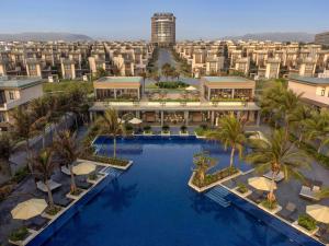 Bazén v ubytování Long Hải Villas trong Wyndham garden Cam Ranh nebo v jeho okolí