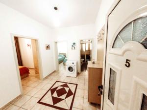 Kuchyň nebo kuchyňský kout v ubytování Apartments Vila Pavaci