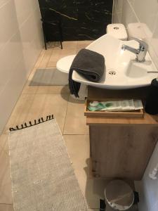 Zdjęcie z galerii obiektu Domek letniskowy Sunny House , Nocleg Zator Energylandia w Zatorze