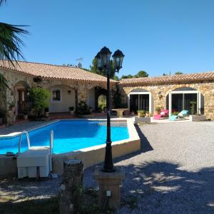 Piscina en o cerca de Chambre d'hôtes La Romaine