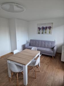 Posedenie v ubytovaní Apartament Lawendowy Gdańsk