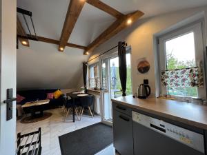 Kuchyňa alebo kuchynka v ubytovaní Apartament nad Śperką