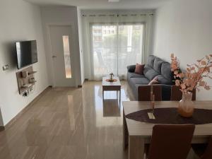 TV a/nebo společenská místnost v ubytování Moraira Calamora