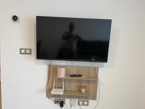 TV a/nebo společenská místnost v ubytování Moraira Calamora