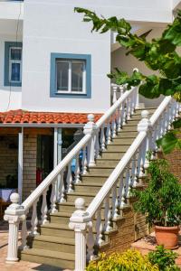 Φωτογραφία από το άλμπουμ του Hotel Chris σε Εξαμίλι