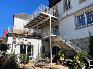 Bangunan di mana terletaknya apartmen