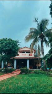 Weekend Villa at Nature's Lap (Malshej Ghat)外面的花园
