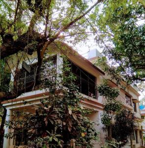 Το κτήριο όπου στεγάζεται  το διαμέρισμα +20 φωτογραφίες