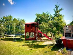 Ο χώρος παιχνιδιού για παιδιά στο Blanka Villa Wellness Home