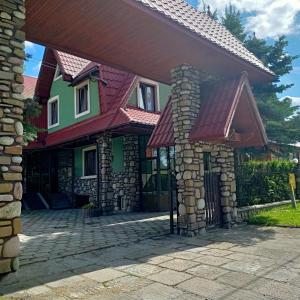 Rakennus, jossa guesthouse sijaitsee