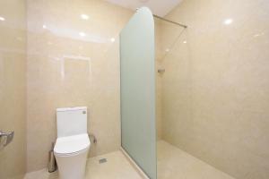 Ένα μπάνιο στο Macao Hotel