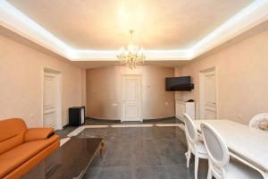 Μια τηλεόραση ή/και κέντρο ψυχαγωγίας στο Macao Hotel
