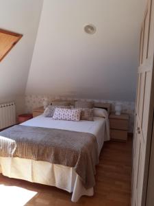 Fotografie z fotogalerie ubytování Atico con terraza y piscina comunitaria v destinaci Ribadeo