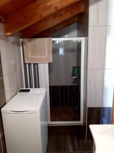 A kitchen or kitchenette at Traditional house in Akamatra square
