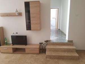 TV a/nebo společenská místnost v ubytování Villa Marko 2 bedrooms apartment