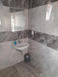 A bathroom at Apartmany Diana
