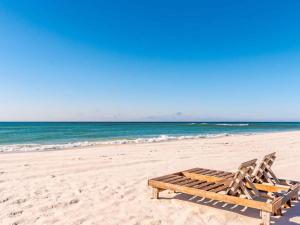 Gallery image of Ocean Breeze East #802 in Perdido Key +20 photos