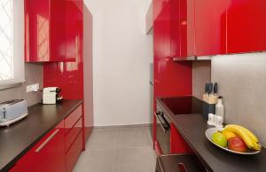 Cuina o zona de cuina de Syntagma Apartments with Acropolis view