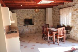 Gallery image of Villa Rustica apartment in Ljubač