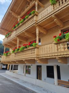 Balkon lub taras w obiekcie Greidlhof Alpstyle Apartments