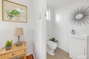 Koupelna v ubytování RELAX @48 CLOSE TO BEACH sleeps 7