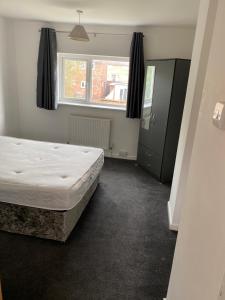 Foto da galeria de lovely4 bedroom house close to Loughborough uni/M1 em Loughborough