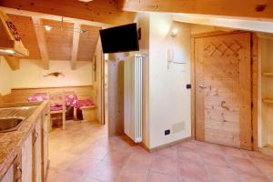 Gallery image of La Baitina app D in Livigno +12 photos
