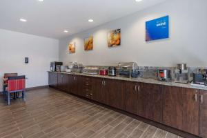Tiện nghi pha trà/cà phê tại Comfort Inn & Suites