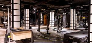 The fitness centre and/or fitness facilities at Nobu Hotel Marbella