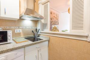 A kitchen or kitchenette at Merced10 Duplex 3I