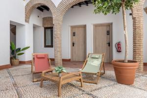 A patio or other outdoor area at Líbere Córdoba Patio Santa Marta