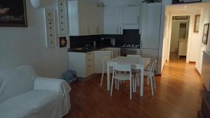 A kitchen or kitchenette at Il Fortino - The Refuge