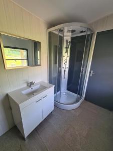 Fotografia z galérie ubytovania Mini maison indépendante avec terrasse v destinácii Verdun