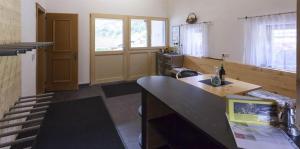 Kuchyň nebo kuchyňský kout v ubytování Gästehaus Fitsch - Ferienwohnung in Silbertal