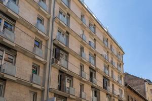 The building in which Az apartmant is located