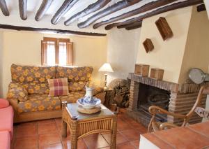 Część wypoczynkowa w obiekcie Casa Rural Fuente Zagrilla
