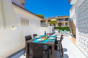 Balkón alebo terasa v ubytovaní Ideal Property Mallorca - Villa Rosita 12A