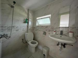 Ein Badezimmer in der Unterkunft Best location in Vrachati