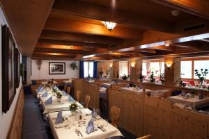 爱斯酒店餐厅或其他用餐的地方