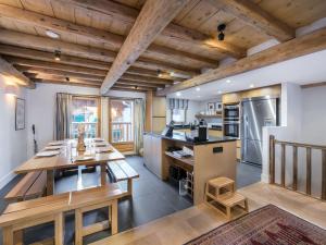 Cuina o zona de cuina de Chalet Courchevel, 7 pièces, 13 personnes - FR-1-568-1