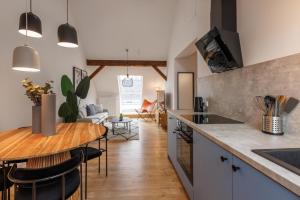 Dapur atau dapur kecil di Glück Auf Appartements Hufelandstraße Essen